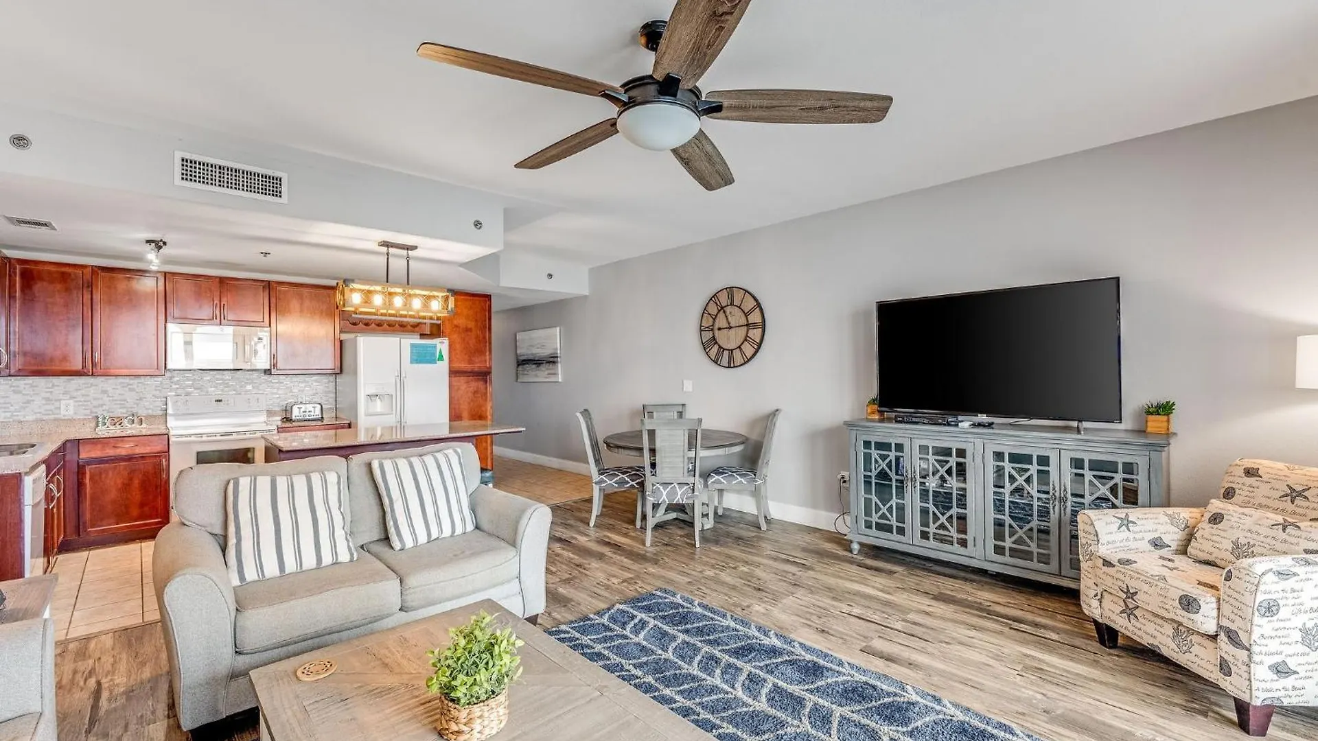 Laketown Wharf #1219 By Nautical Properties Panama City Beach